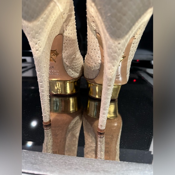 Charlotte Olympia White Python Heels - size 37 ½ - Picture 7 of 7